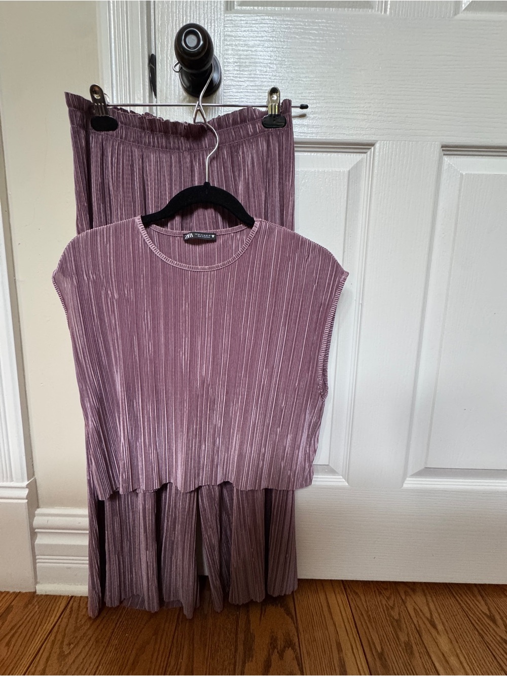 Zara Pleated Knit Set in Mauve